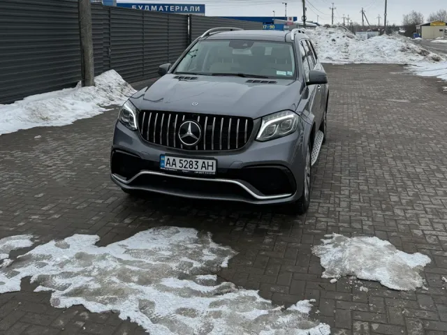 Mercedes-Benz GLS - фото 2
