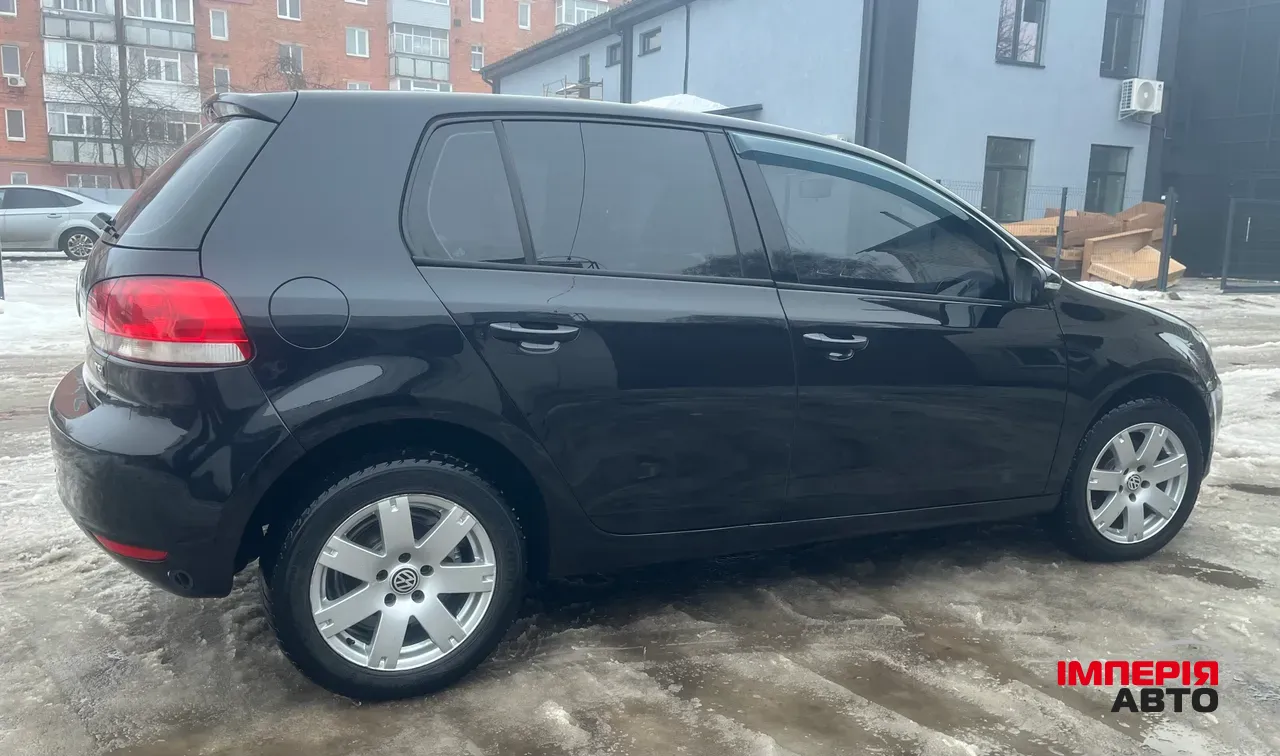 Volkswagen Golf - фото 4