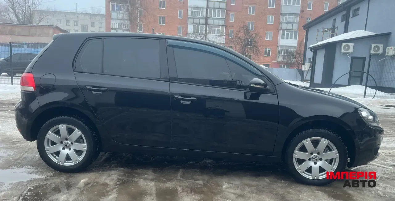 Volkswagen Golf - фото 5