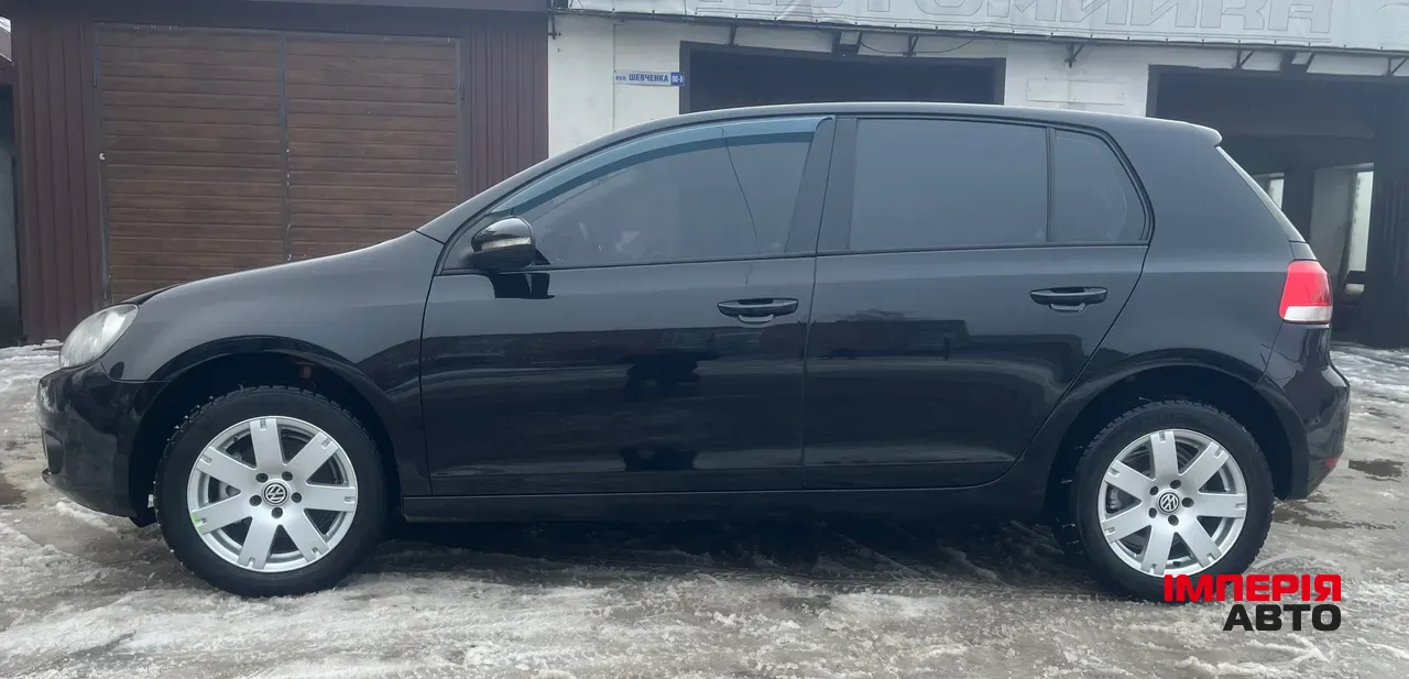 Volkswagen Golf - фото 3