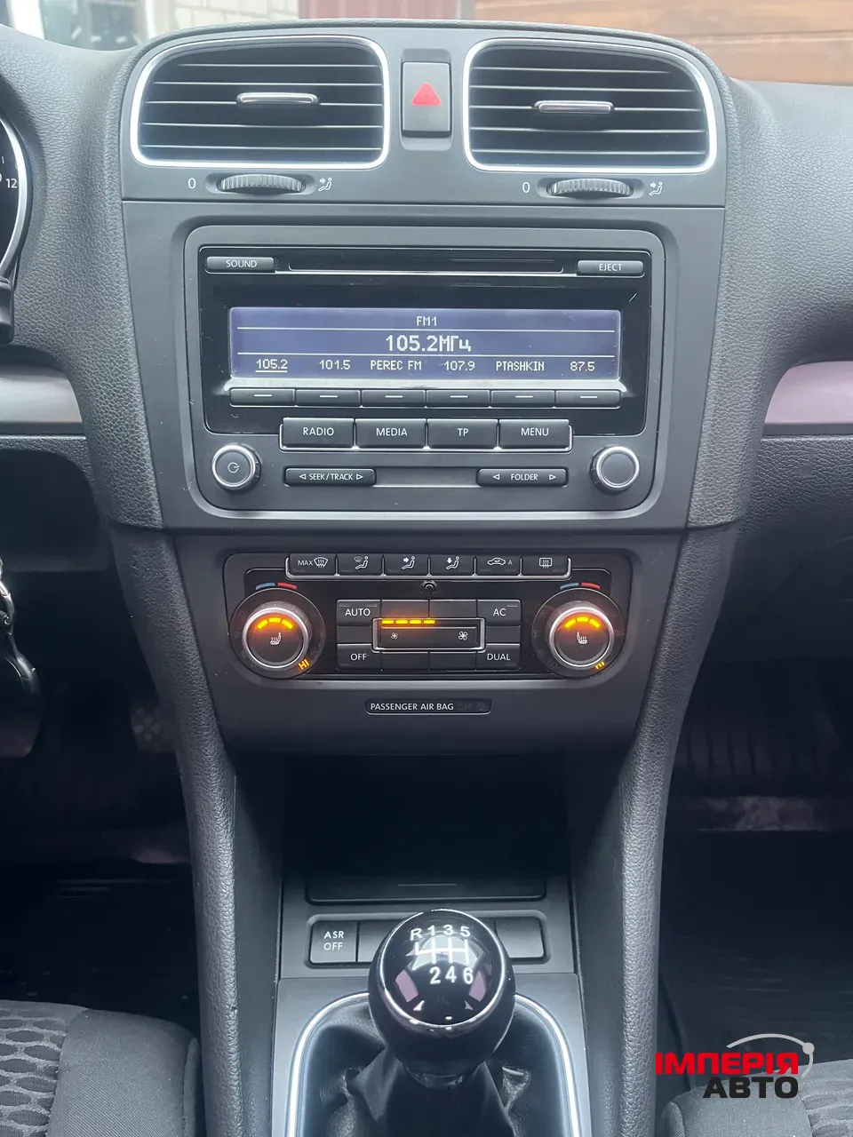 Volkswagen Golf - фото 9