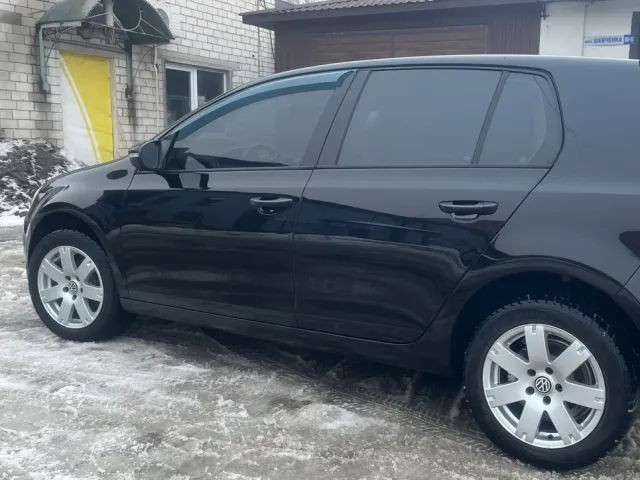 Volkswagen Golf - фото 1
