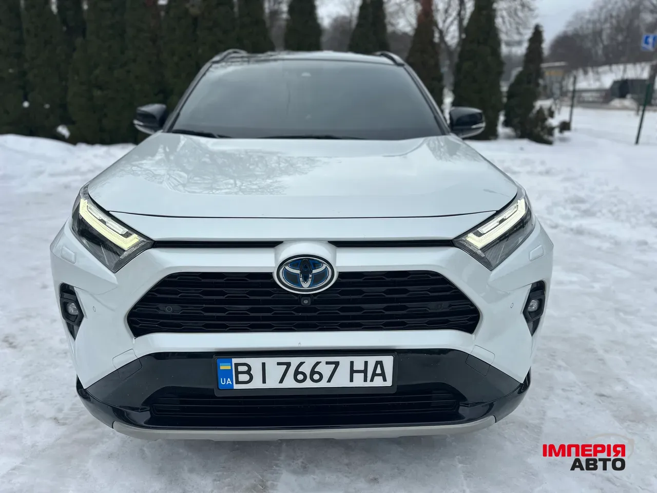 Toyota RAV4 - фото 2