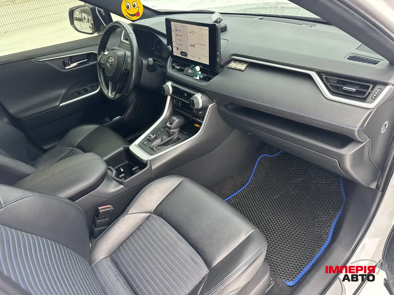 Toyota RAV4 - фото 13