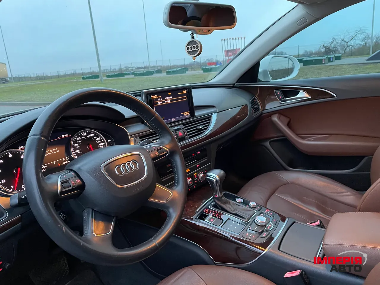 Audi A6 - фото 10