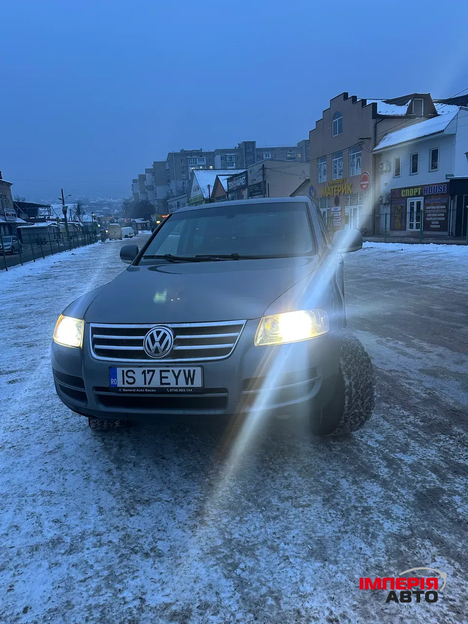Volkswagen Touareg - фото 1