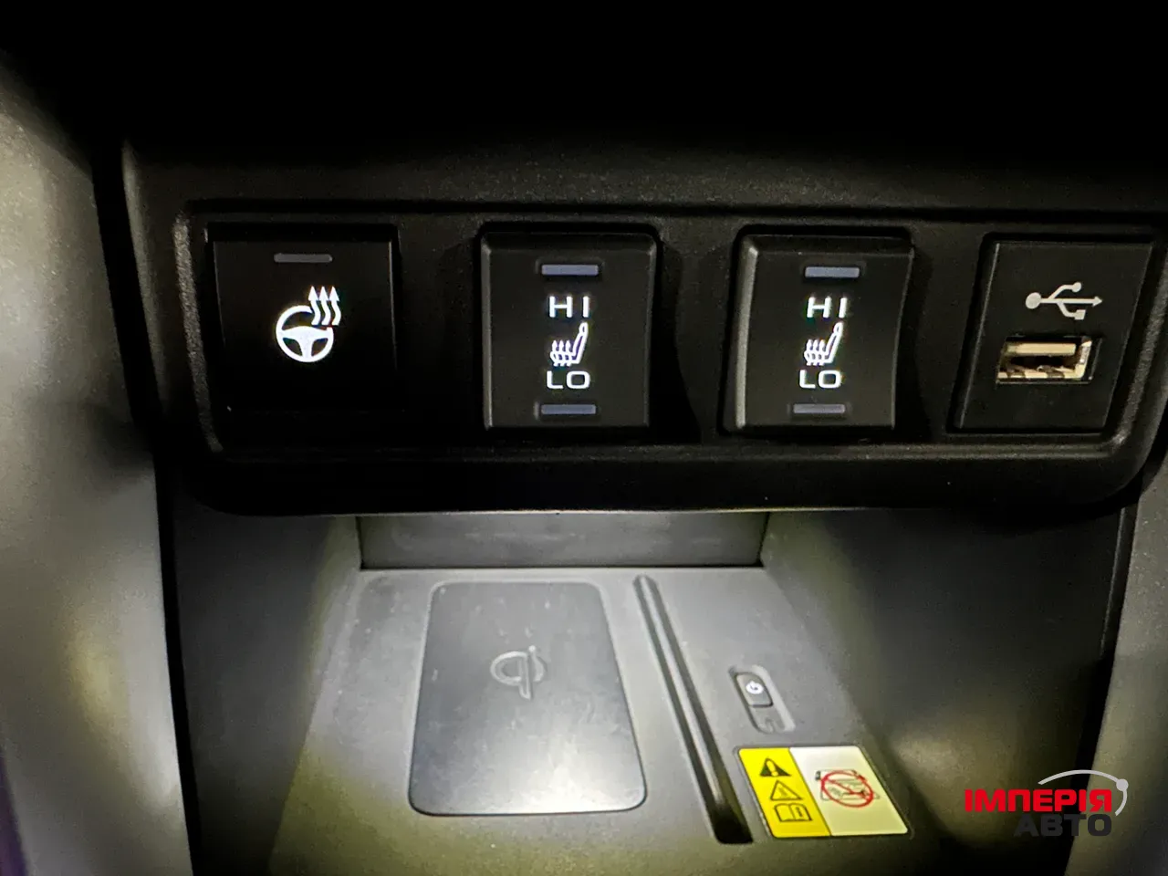 Toyota Corolla Cross - фото 19