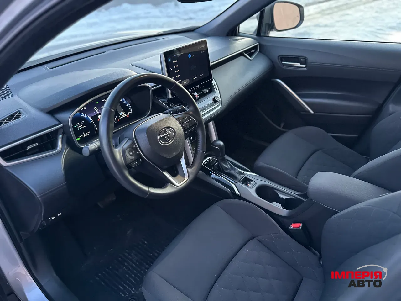 Toyota Corolla Cross - фото 8