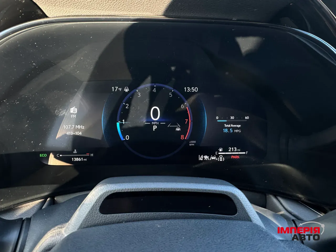 Lexus TX - фото 36