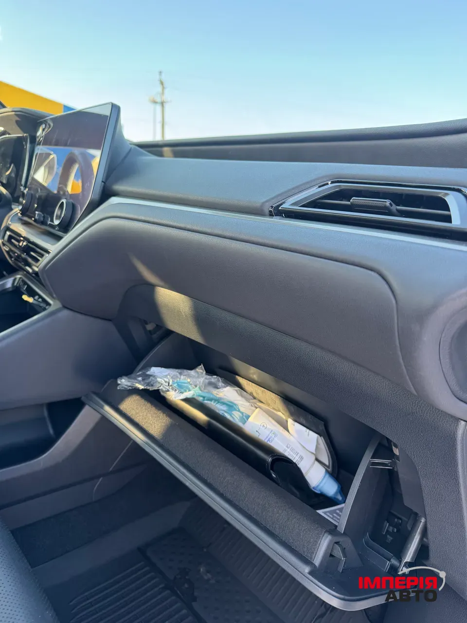 Lexus TX - фото 12