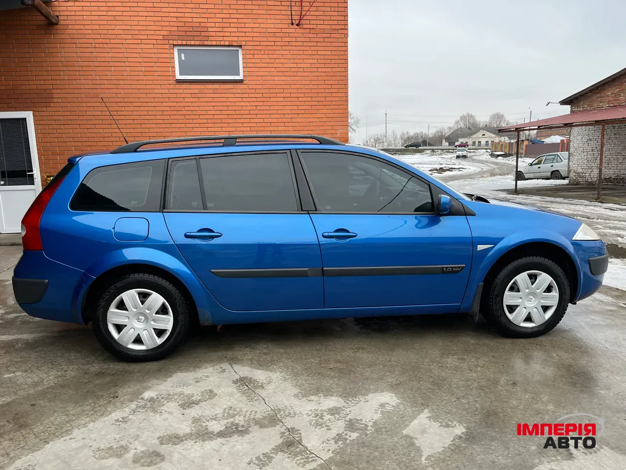 Renault Megane - фото 1