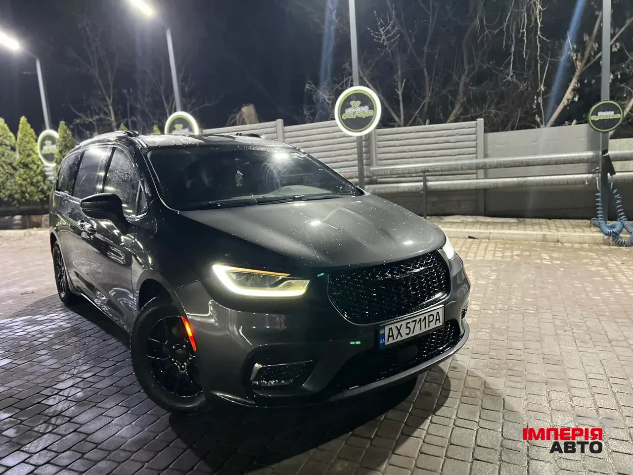 Chrysler Pacifica - фото 5