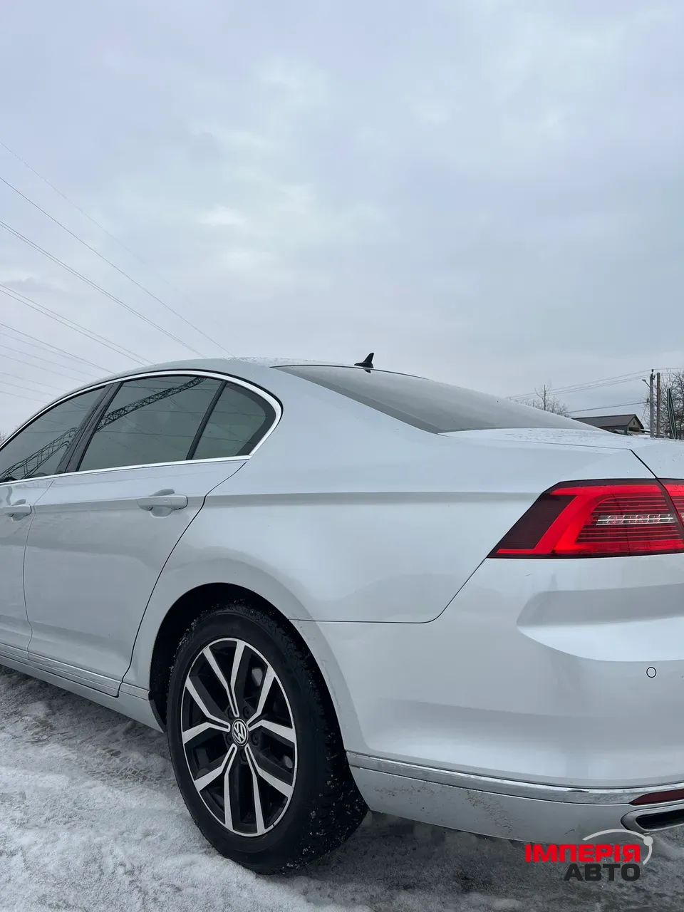 Volkswagen Passat - фото 7