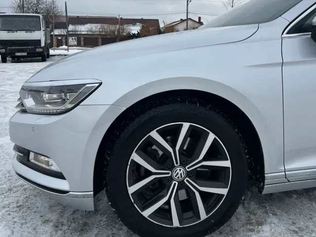 Volkswagen Passat - фото 4
