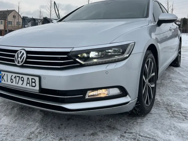 Volkswagen Passat - фото 2