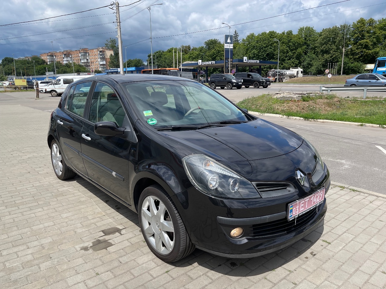 Renault Clio - фото 7