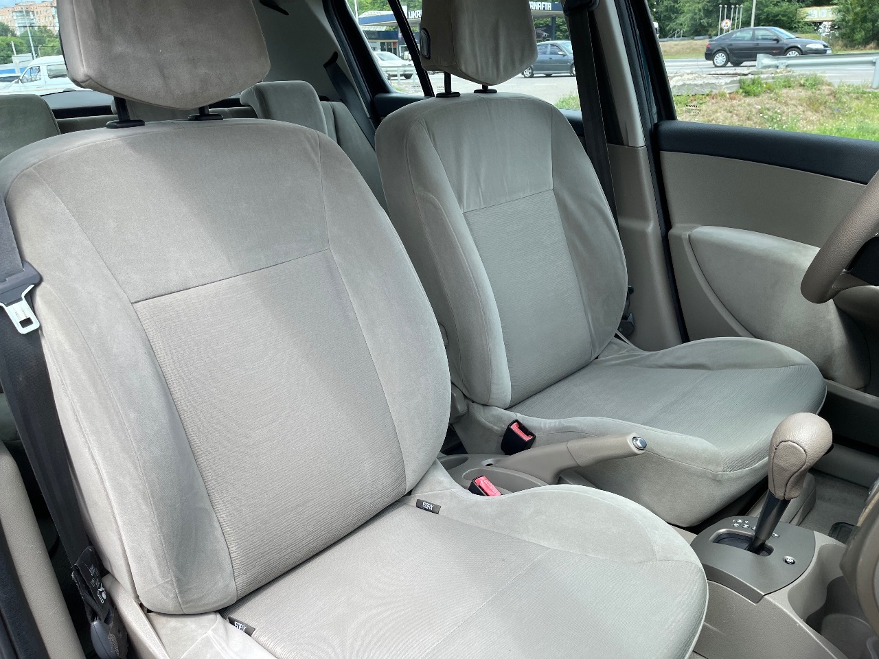 Renault Clio - фото 10