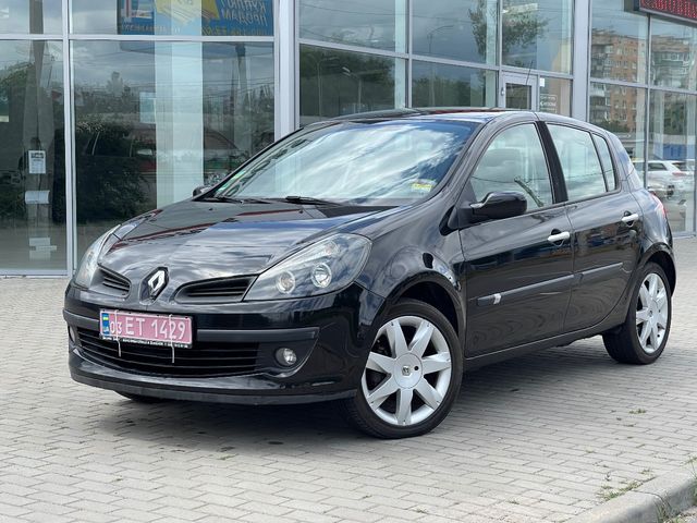 Renault Clio - фото 2