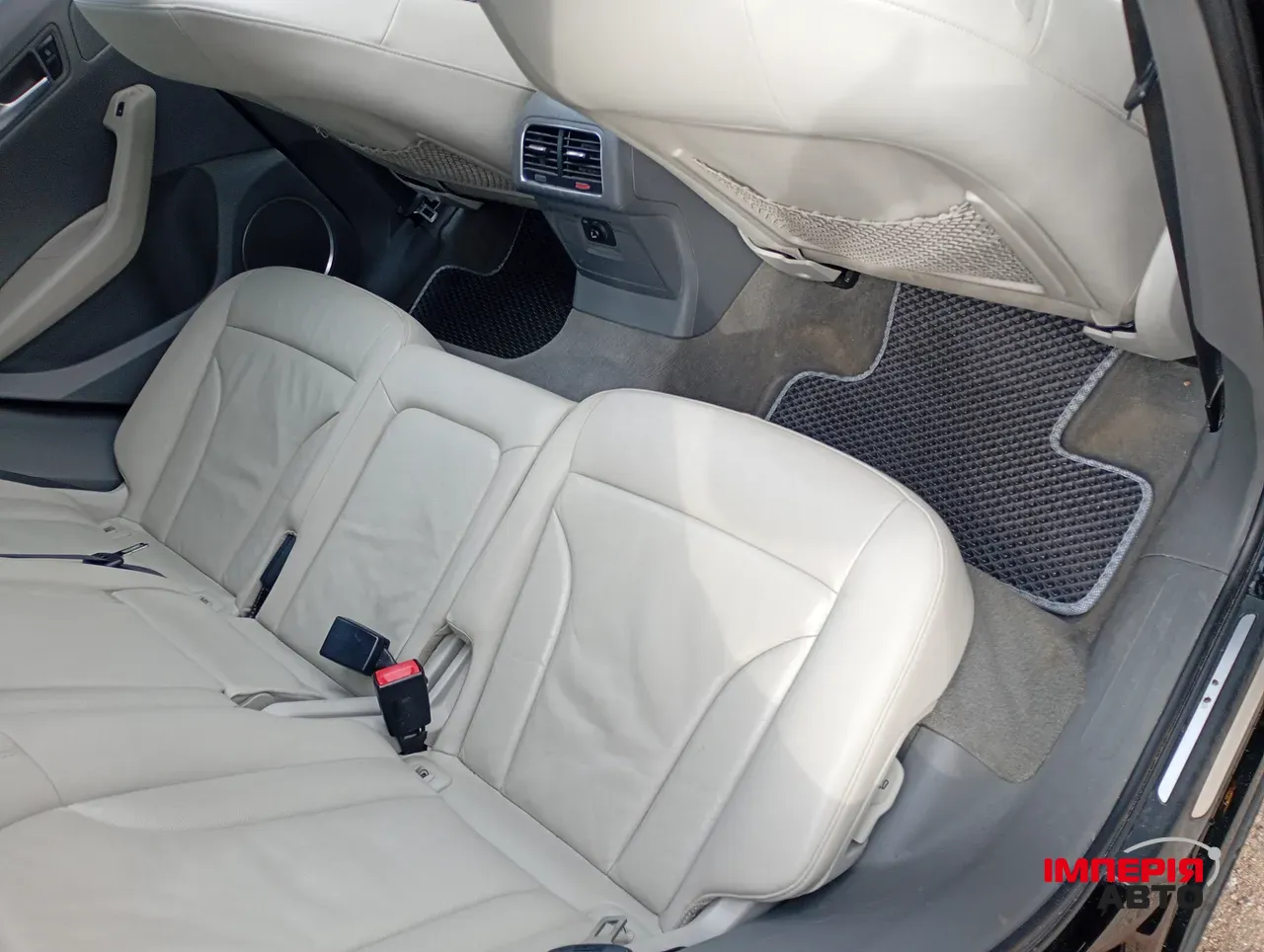 Audi Q5 - фото 15