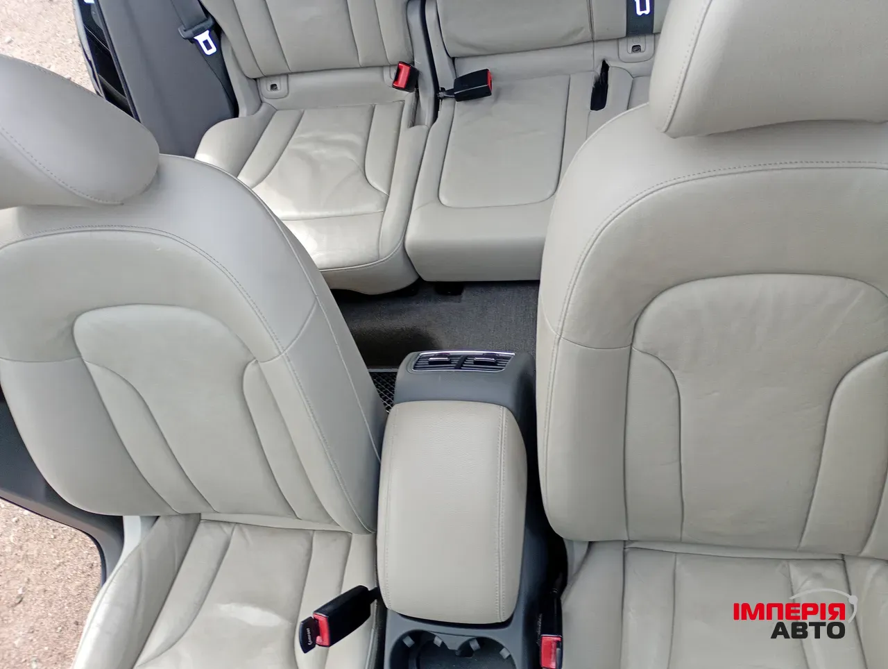 Audi Q5 - фото 11