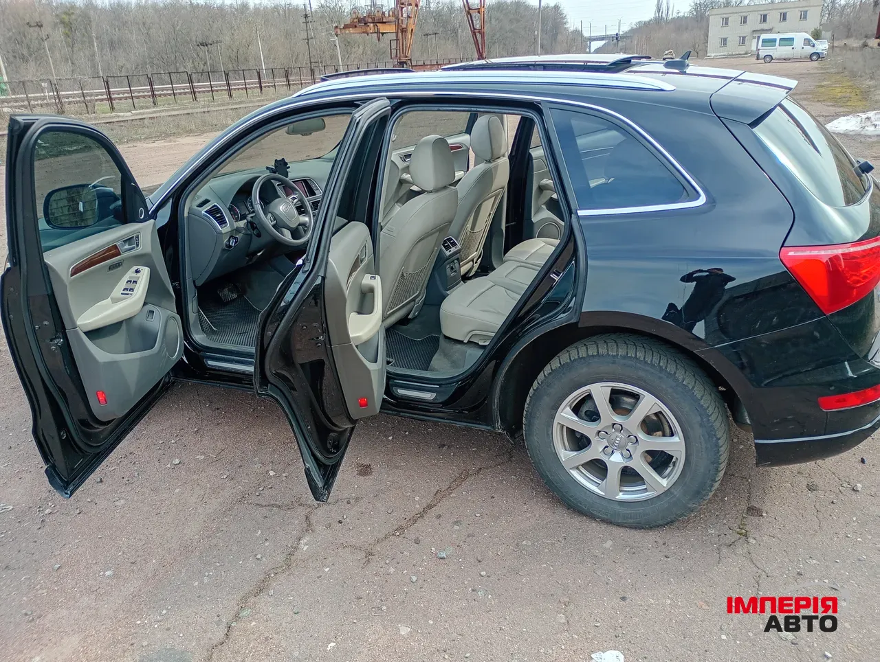 Audi Q5 - фото 4