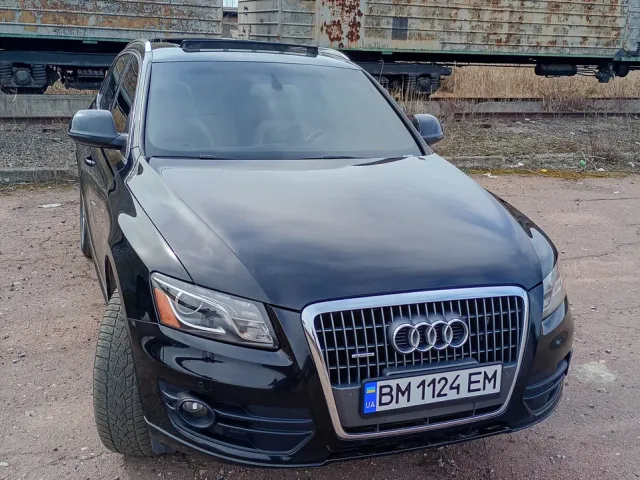 Audi Q5 - фото 1