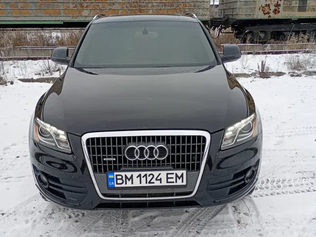 Audi Q5 - фото 1