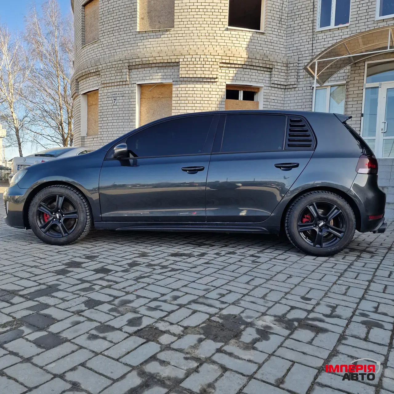 Volkswagen Golf GTI - фото 3