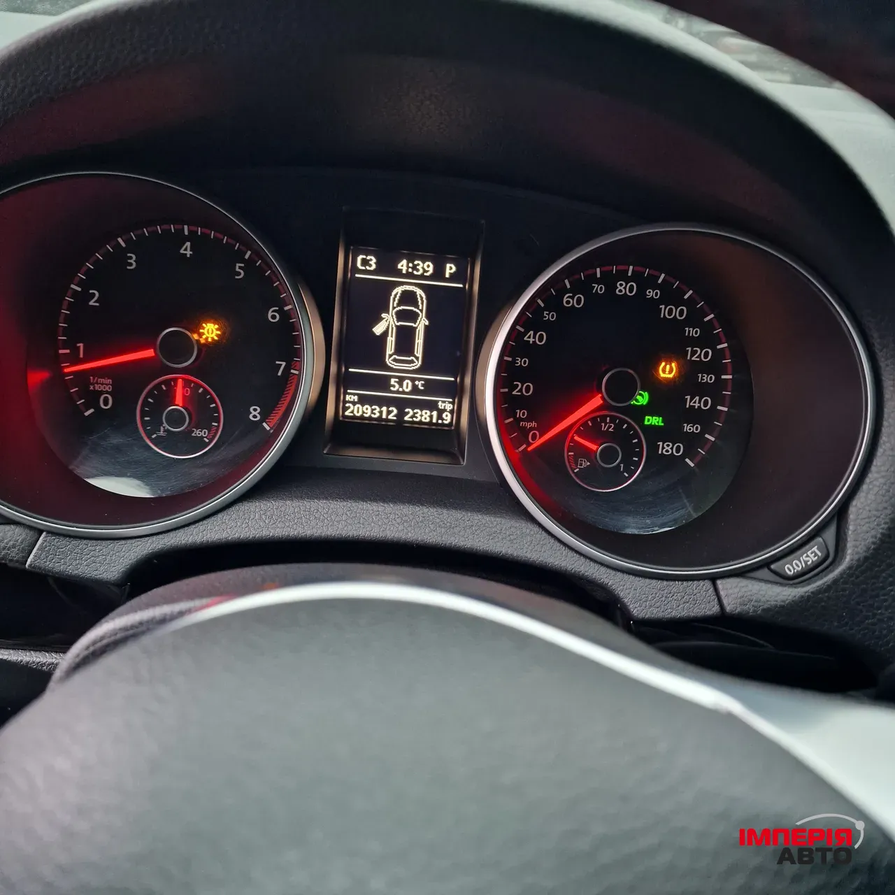 Volkswagen Golf GTI - фото 12