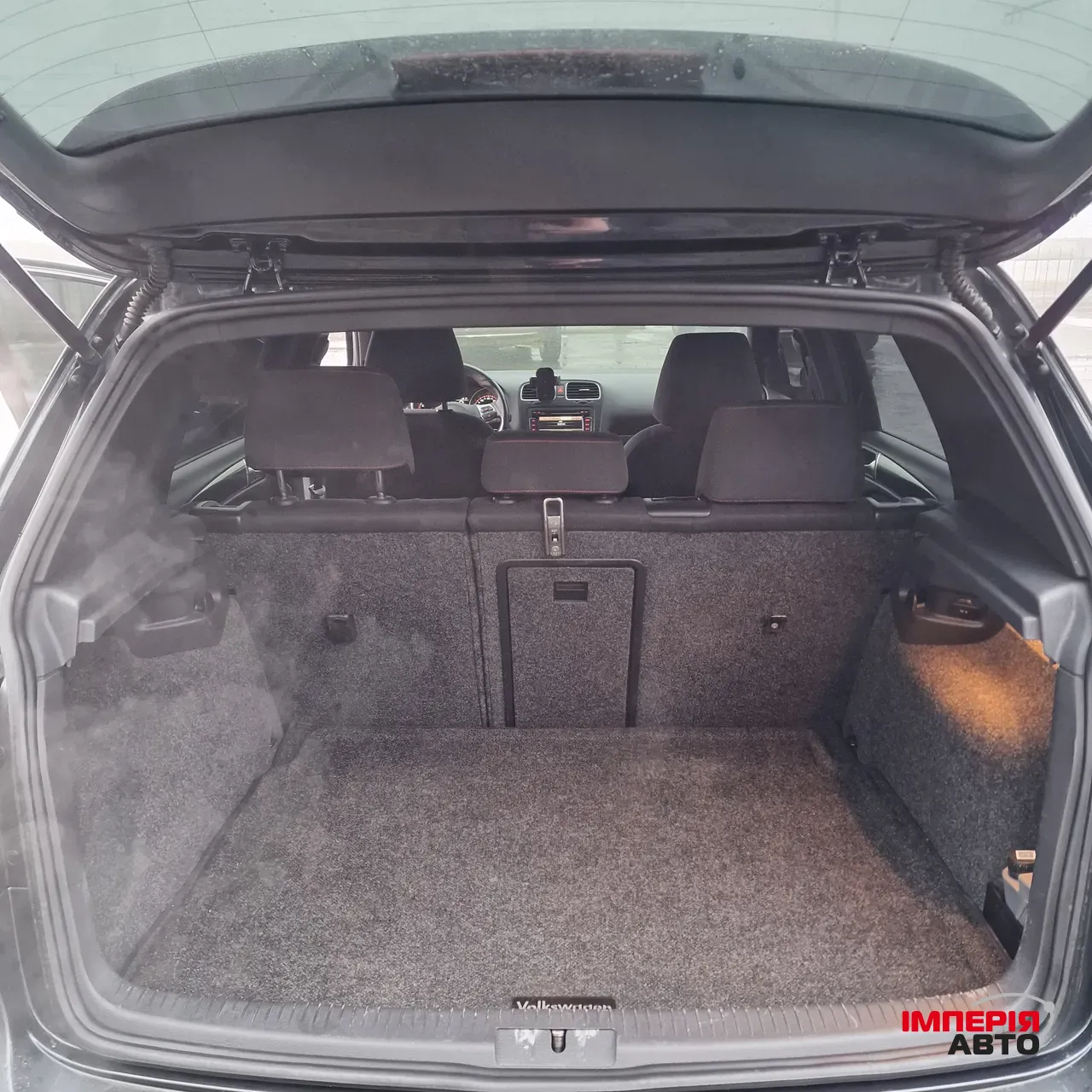 Volkswagen Golf GTI - фото 18