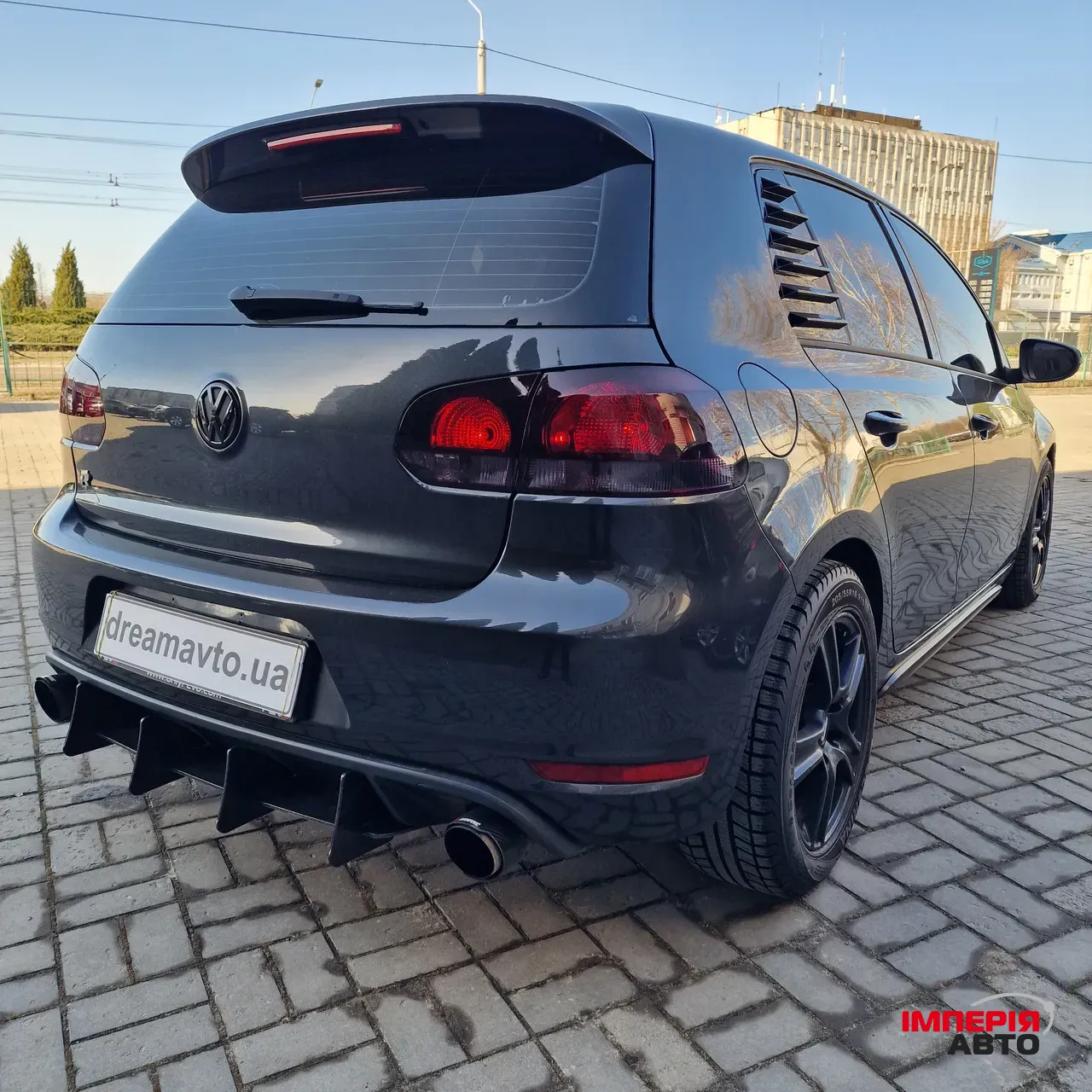 Volkswagen Golf GTI - фото 6