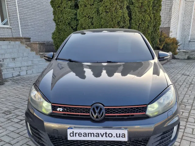 Volkswagen Golf GTI - фото 1