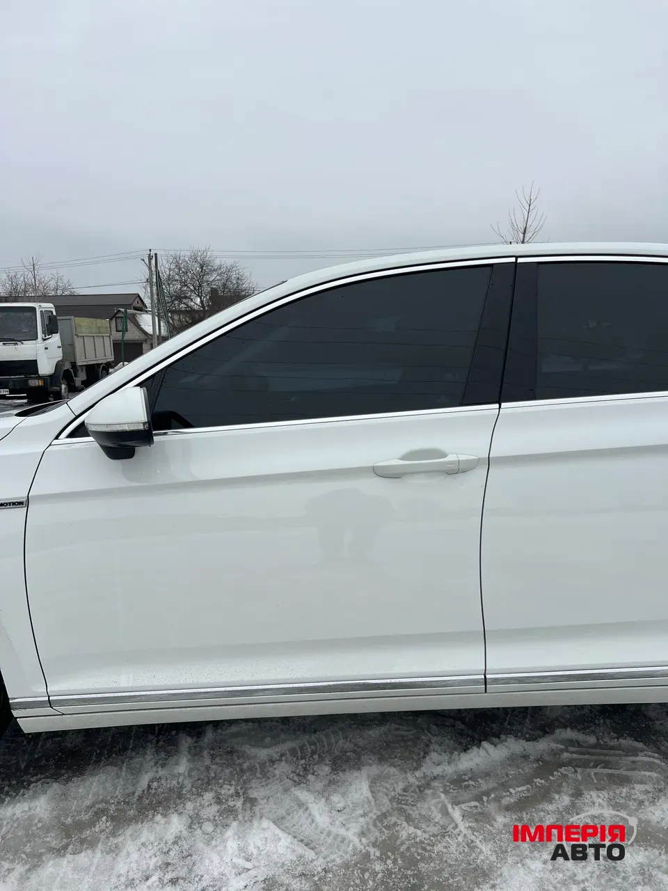 Volkswagen Passat - фото 4