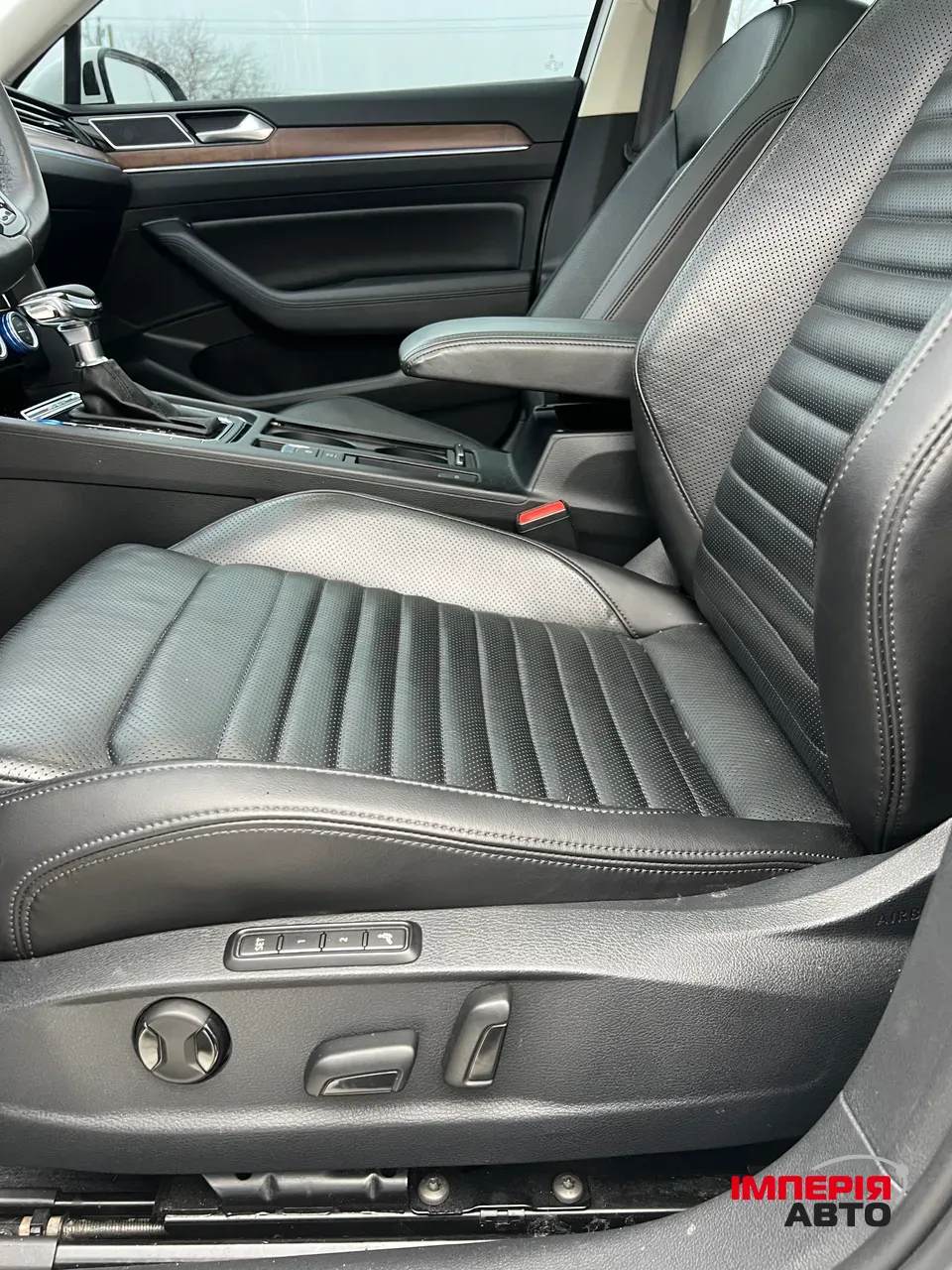 Volkswagen Passat - фото 35