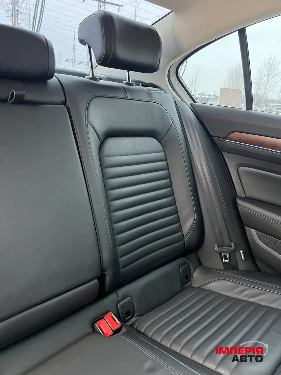 Volkswagen Passat - фото 56