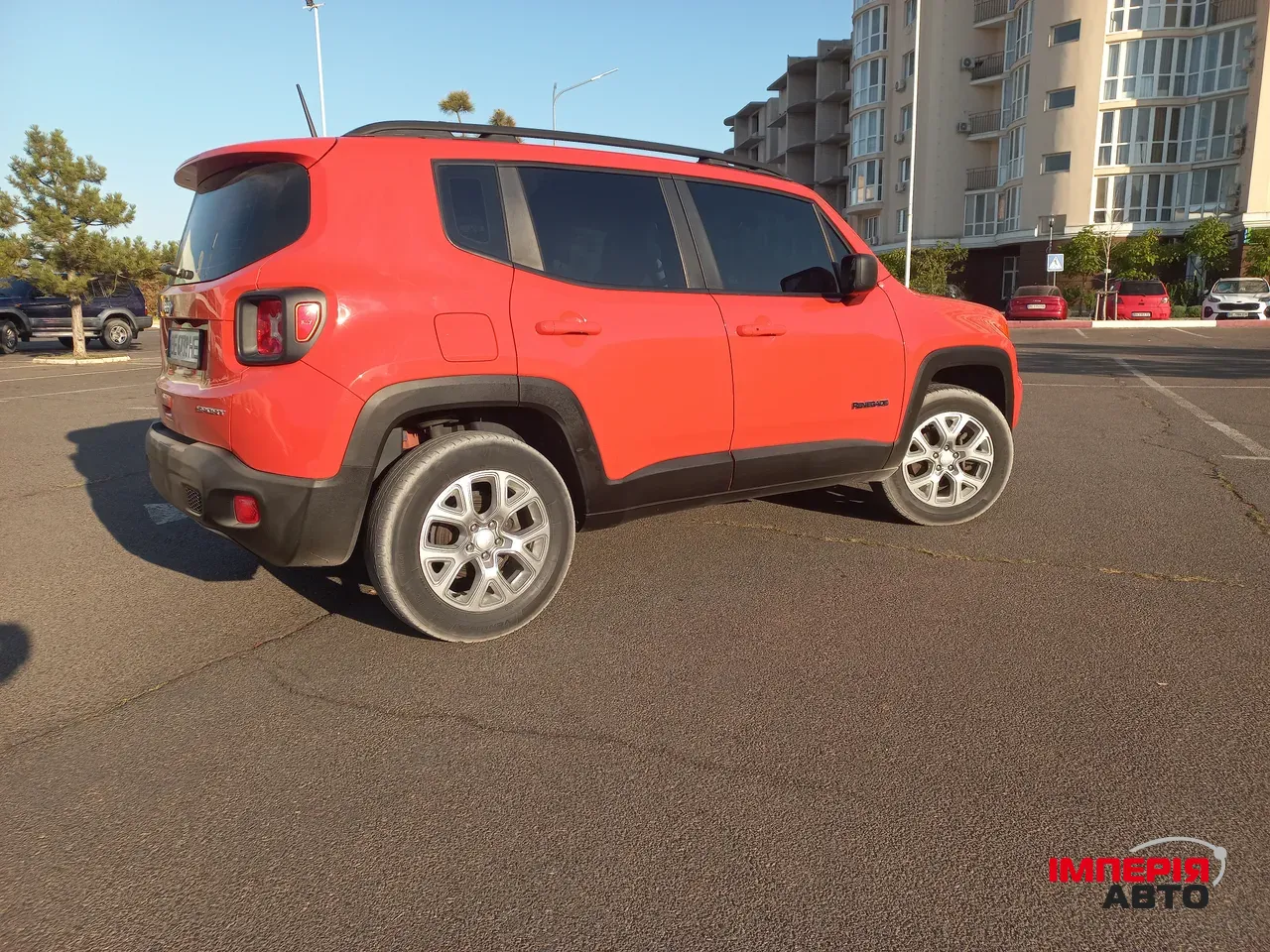 Jeep Renegade - фото 5