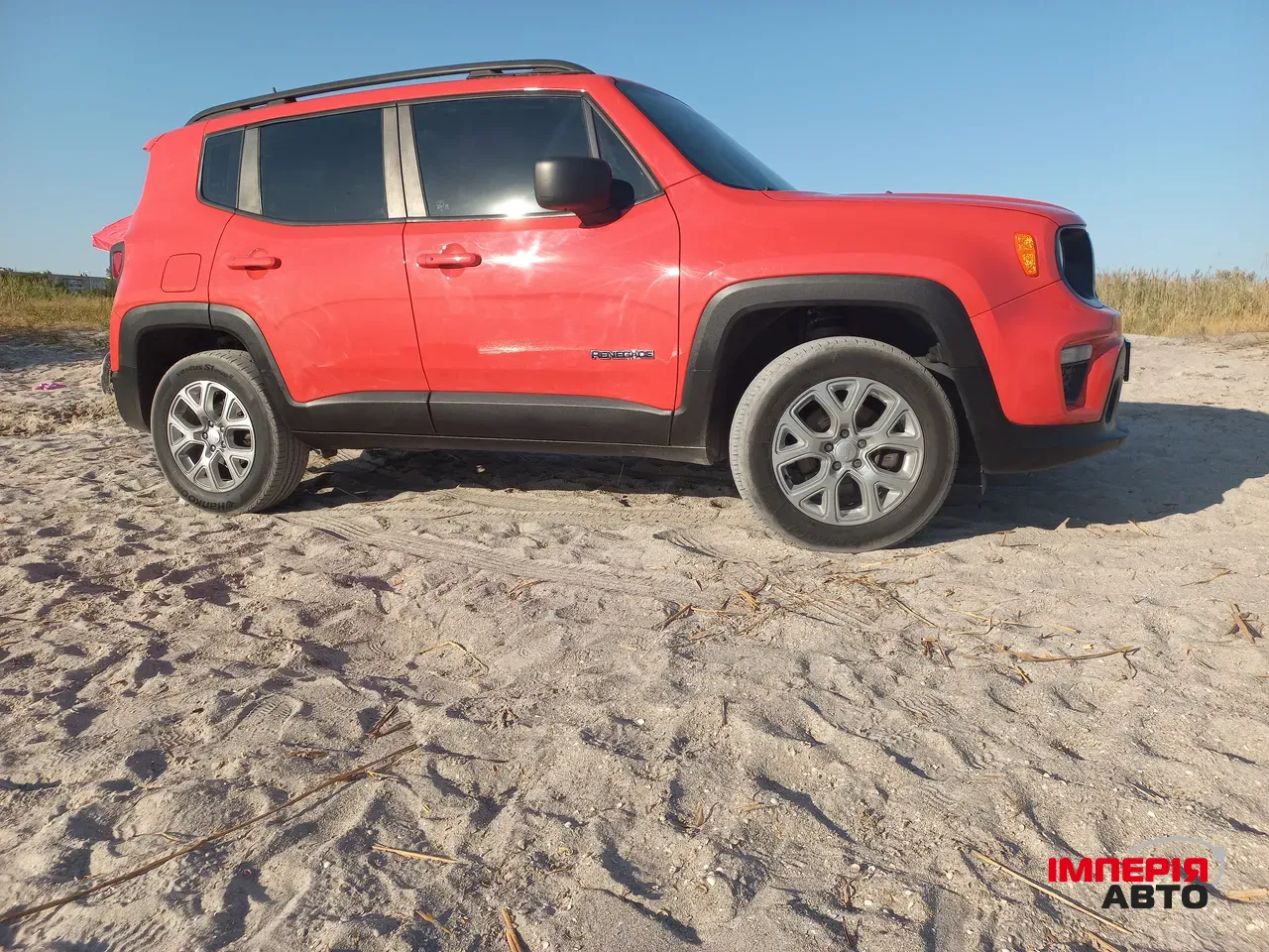 Jeep Renegade - фото 7