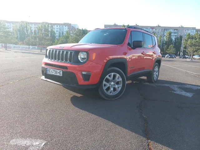 Jeep Renegade - фото 1