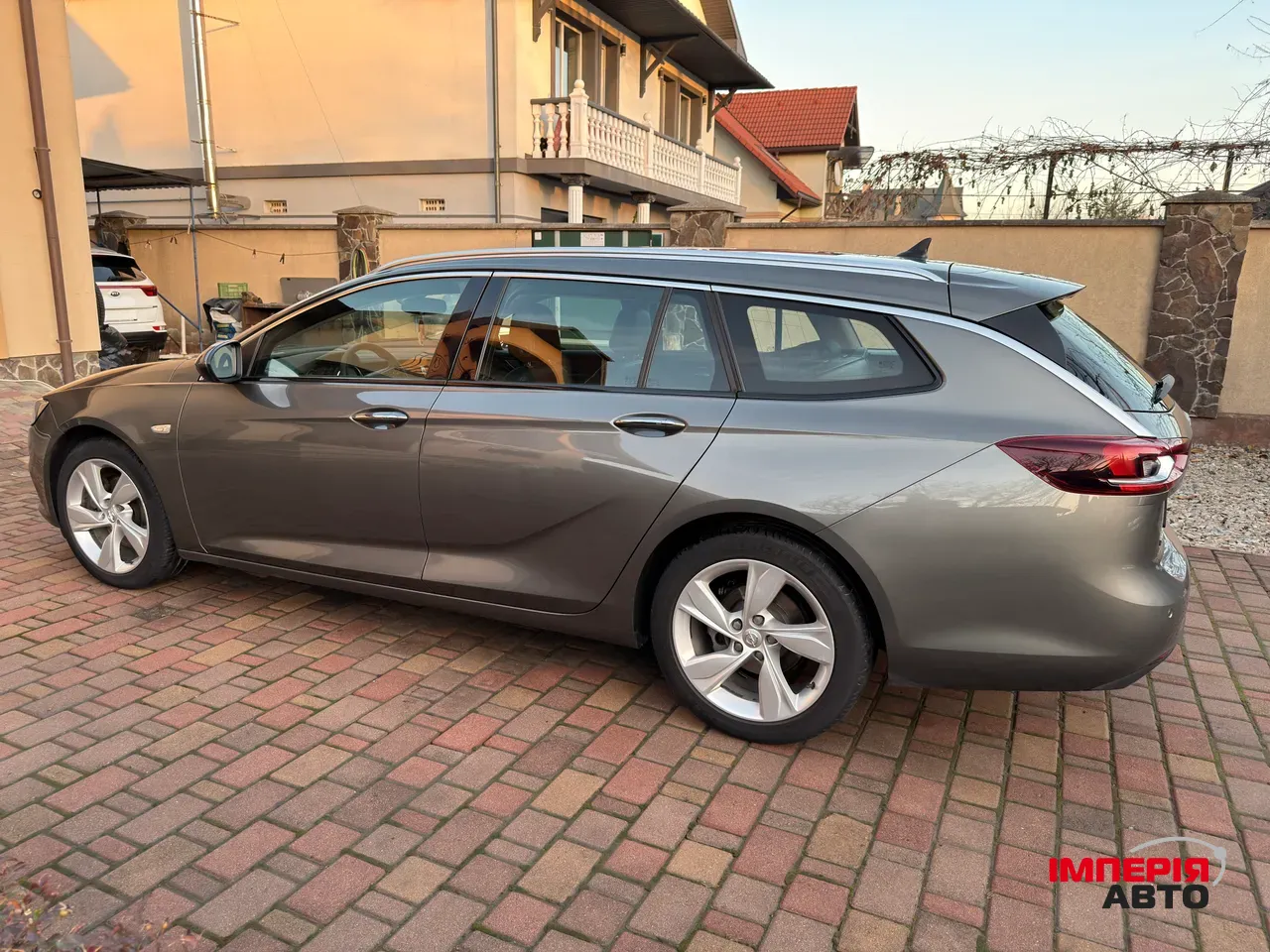 Opel Insignia - фото 10