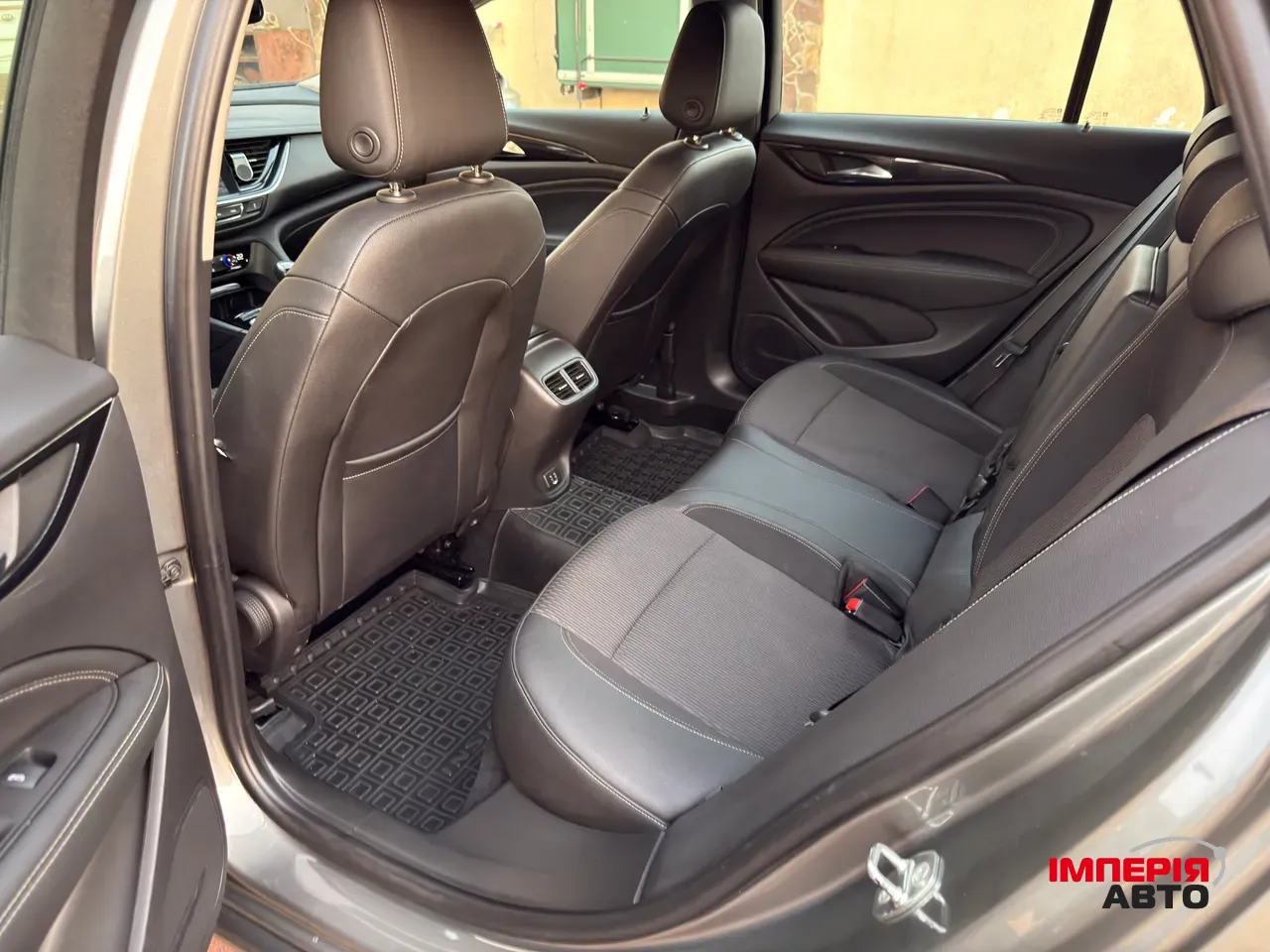 Opel Insignia - фото 35