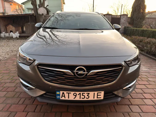 Opel Insignia - фото 3