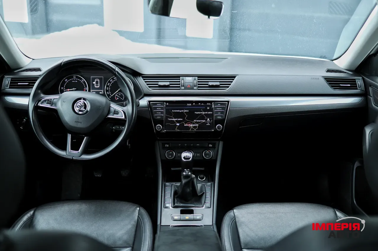 Skoda Superb - фото 9