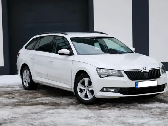 Skoda Superb - фото 1