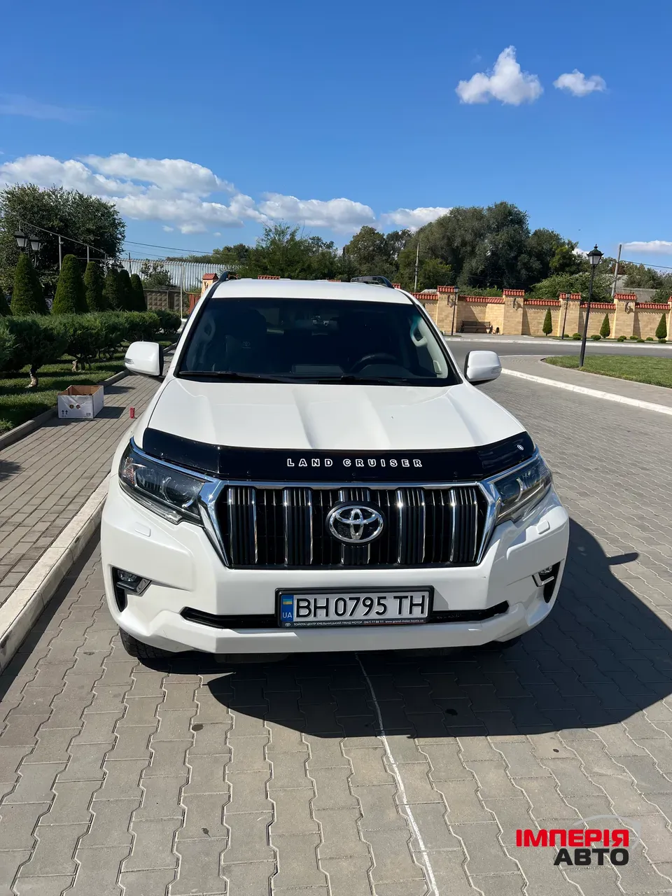 Toyota Land Cruiser Prado - фото 2