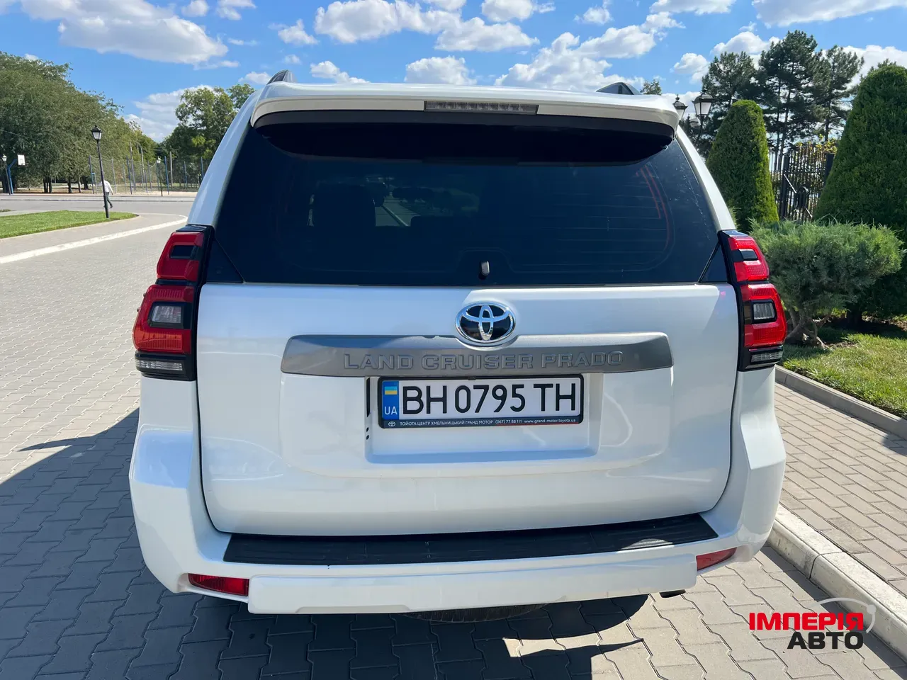 Toyota Land Cruiser Prado - фото 6