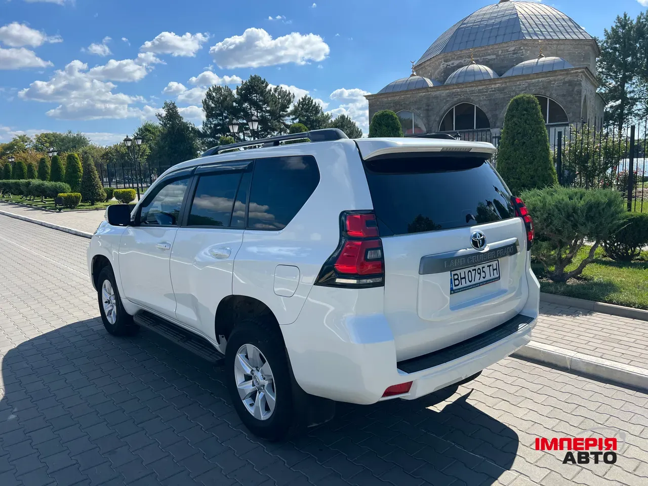 Toyota Land Cruiser Prado - фото 7