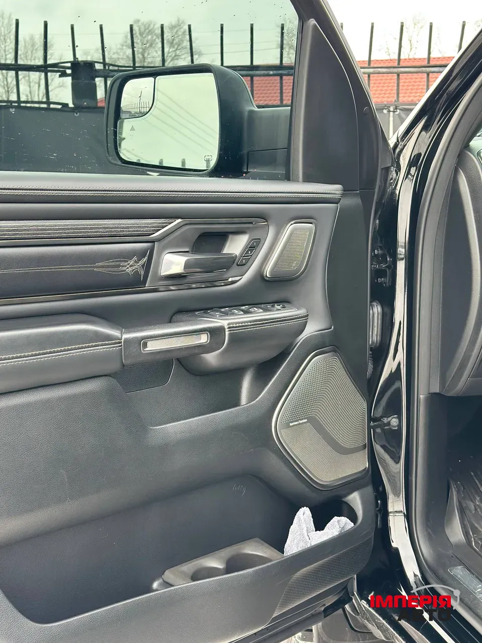 Ram 1500 - фото 10