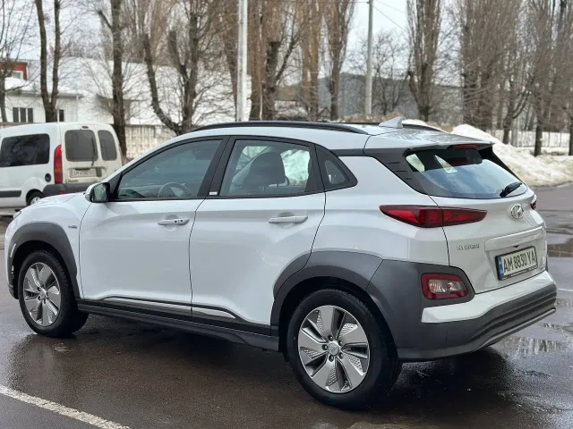 Hyundai Kona - фото 5