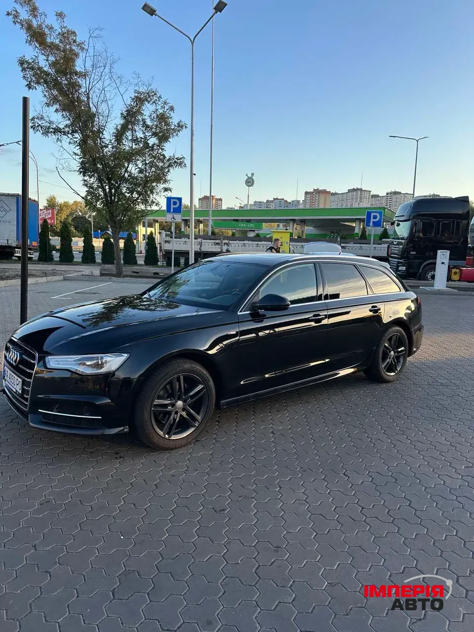 Audi A6 - фото 1