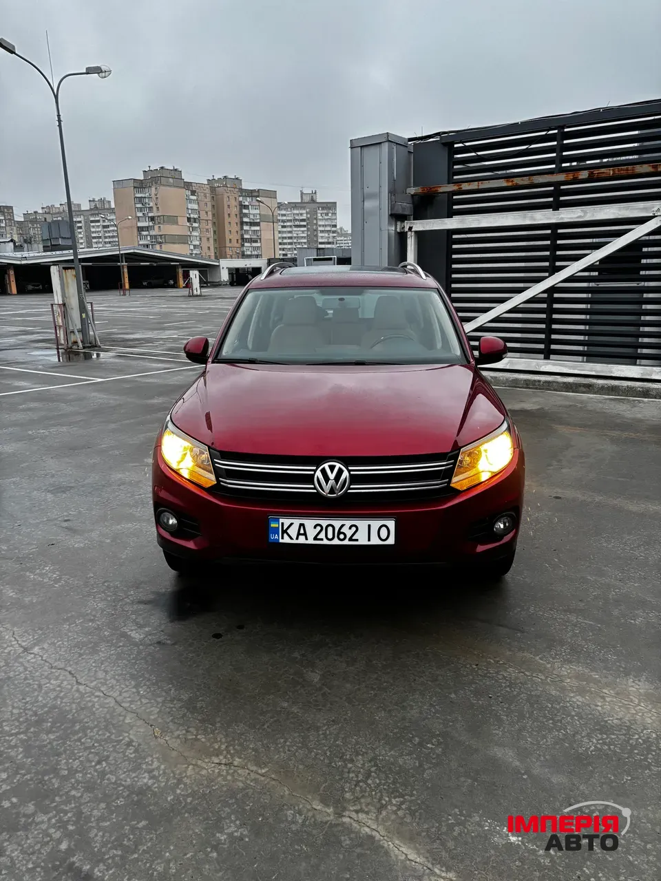 Volkswagen Tiguan - фото 1